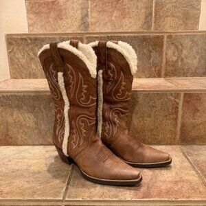 Ariat Women's Aspen Brown Cowboy Boot with Fleece Lining